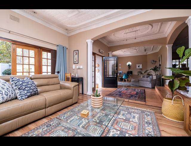 2 BEDROOM HOUSE RENTED IN NORWOOD
